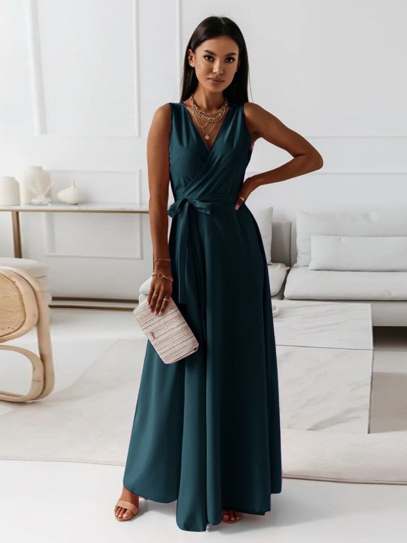 Elegant Women's Sleeveless V-Neck Maxi Dress for Summer Events 3