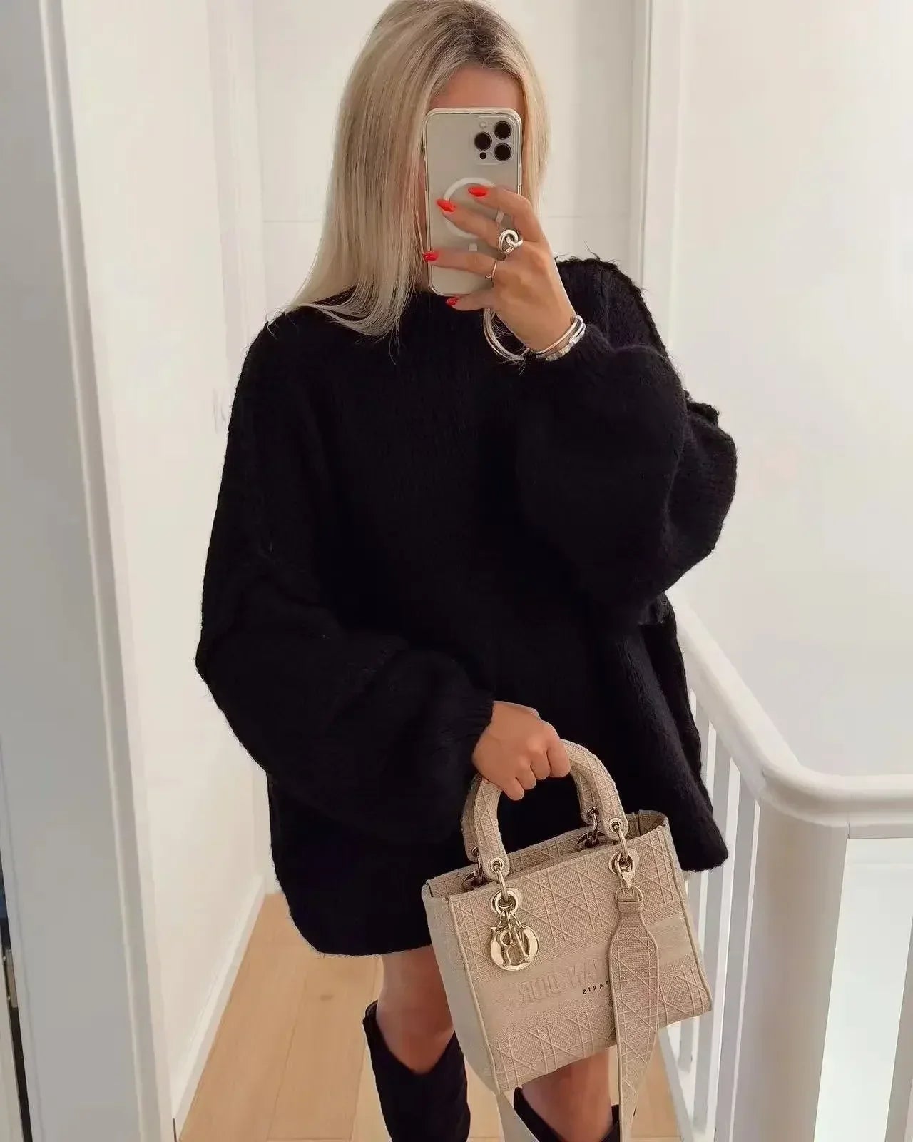 Lily Melbourne Adelaide - Cozy Oversized Knit Sweater for Ultimate Comfort
