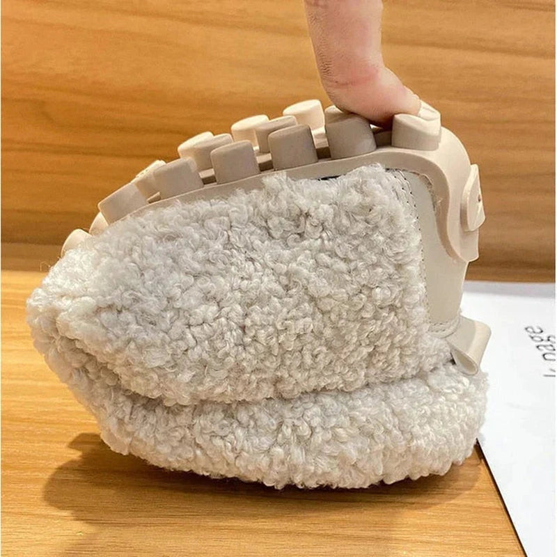 Lily Melbourne Eliza - Ultra cozy moccasins for luxurious comfort