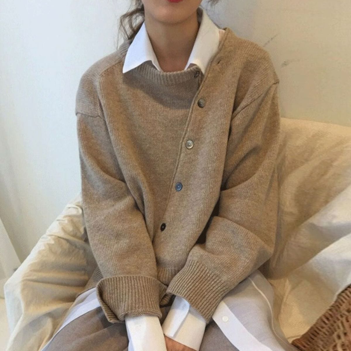 Lily Melbourne Ellie - Elegant Slim Fit Knit Winter Cardigan