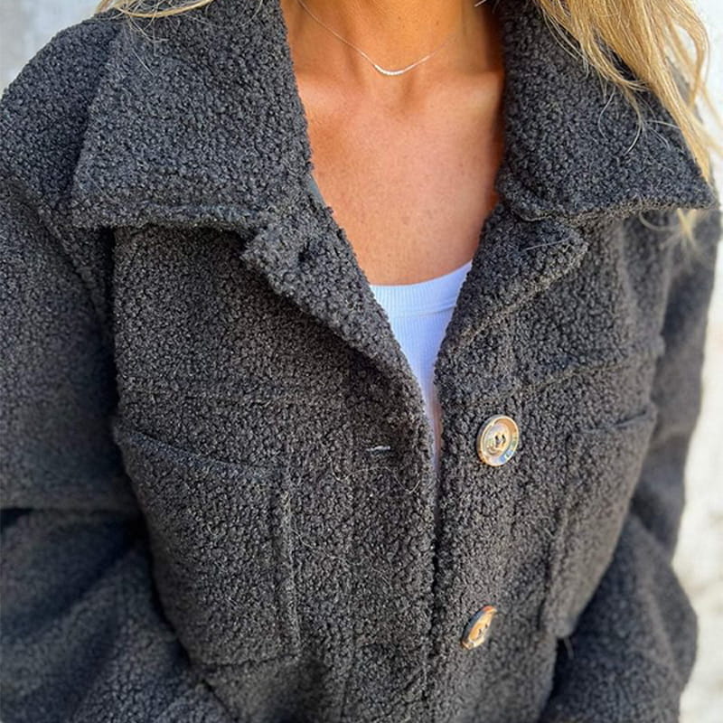 Lily Melbourne Jas Mila - Elegant autumn coat in soft powder pink sherpa