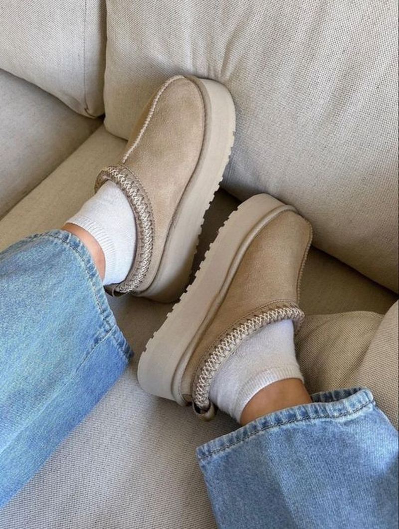 Lily Melbourne Jasmine - Stylish and cozy slippers for ultimate comfort