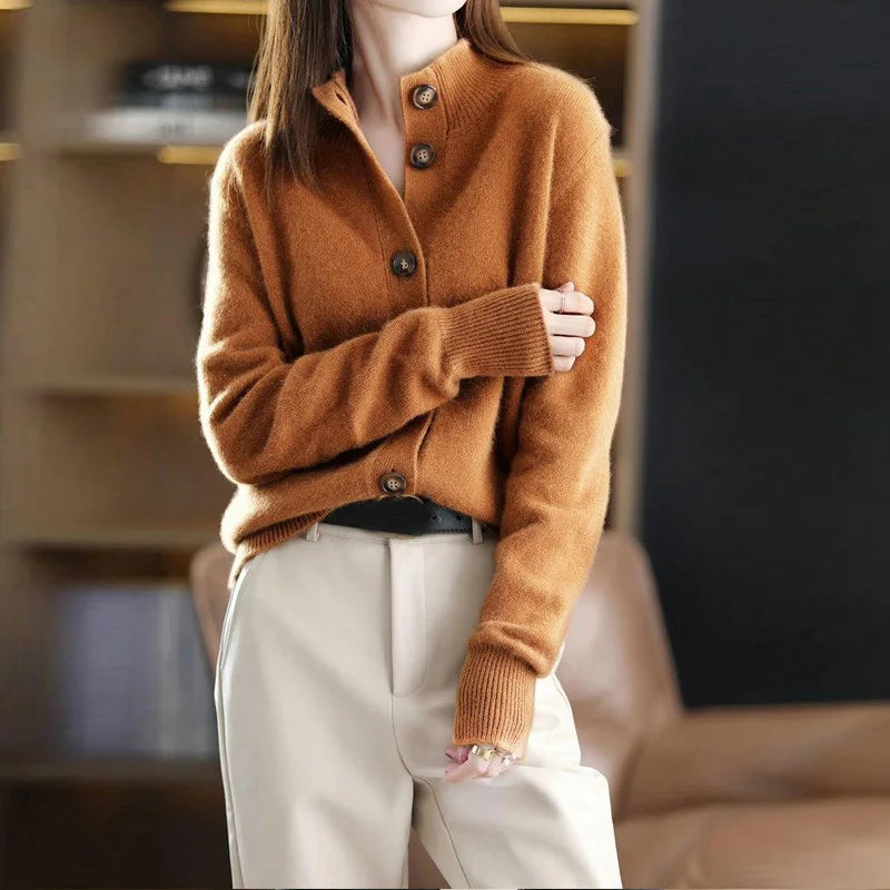 Lily Melbourne Laure - Timeless cashmere cardigan for elegant layering