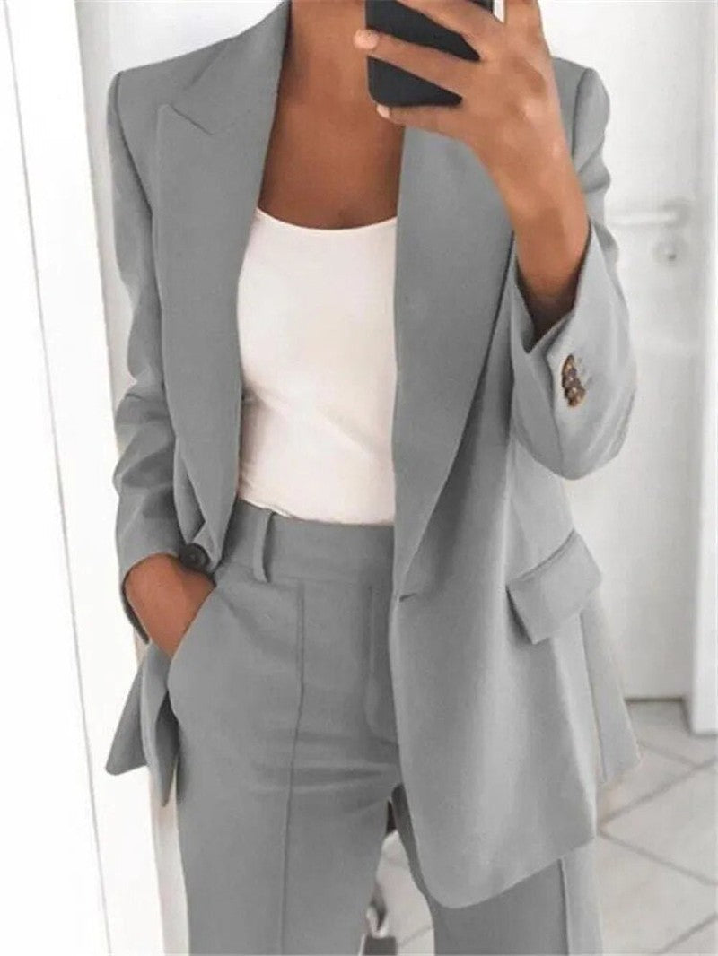 Lily Melbourne Lauren - Elegant blazer set with tailored fit and versatility