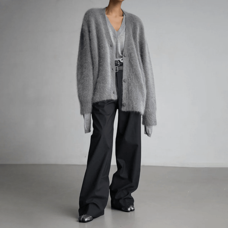Lily Melbourne Lily - Luxurious cashmere couture cardigan with fur lining