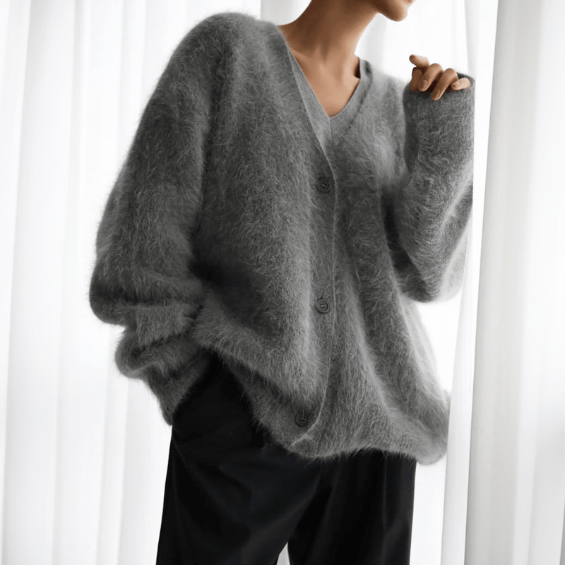 Lily Melbourne Lily - Luxurious cashmere couture cardigan with fur lining