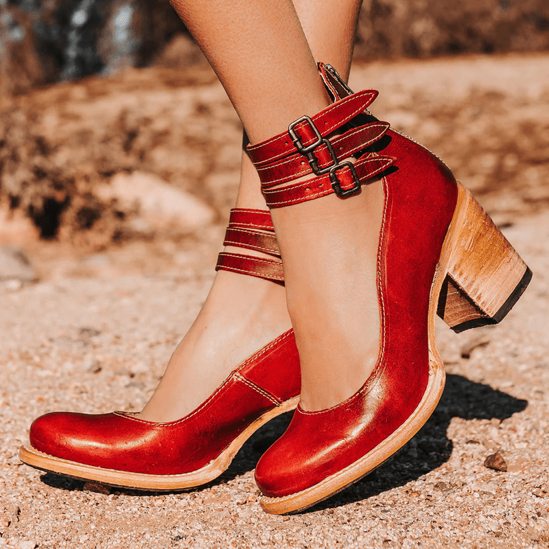 Lily Melbourne Mona - Modern and elegant ankle boot with ergonomic design