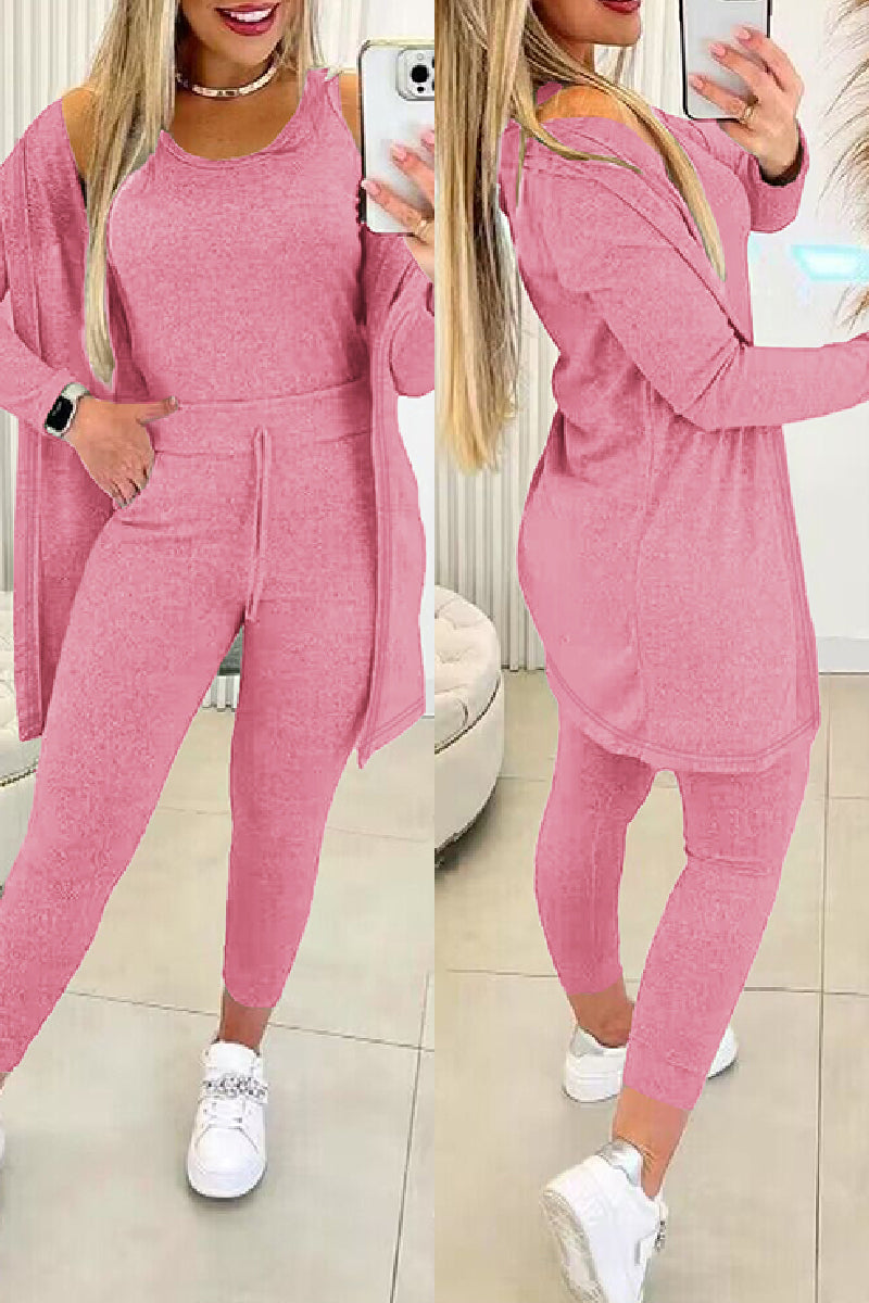 Lily Melbourne Two-Piece Suit Maya - Stylish elegant tricolor set for women