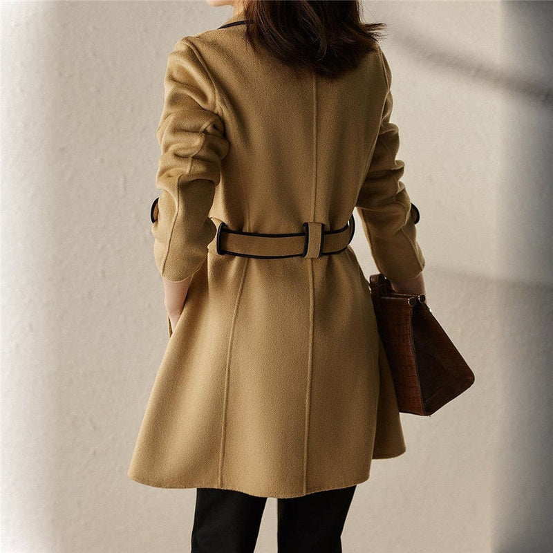 Lily Melbourne Valentia - Stylish Prestige trench coat for winter elegance