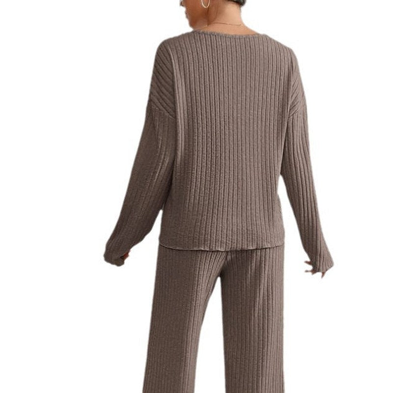 Lily Melbourne Women Kathy - Cozy knitted V-neck set for stylish comfort