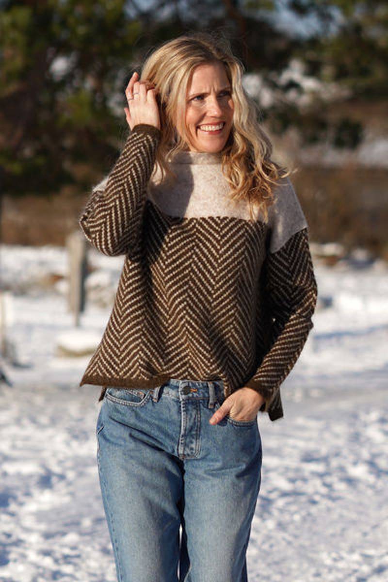 Lily Melbourne fb-0339 Ella - Cozy cashmere sweater with elegant herringbone design