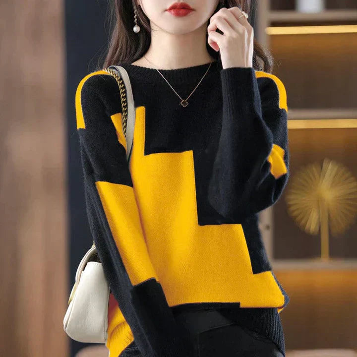 Lily Melbourne sara julia20241009 Elegant Contrast Sweater with Stylish Slit Design
