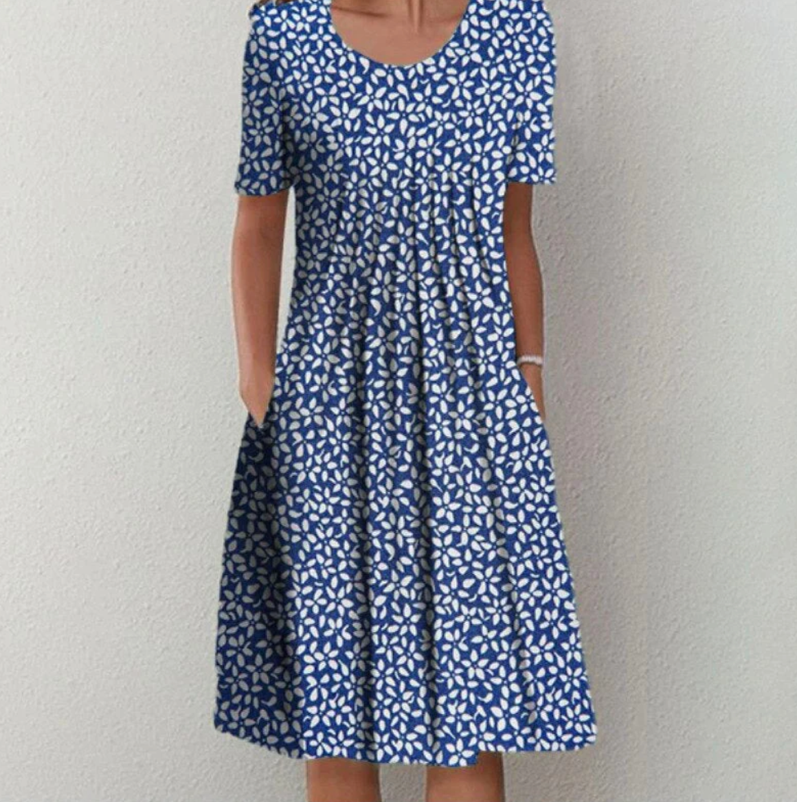 Vibrant Women's Midi Summer Dress - Stylish & Comfortable 2