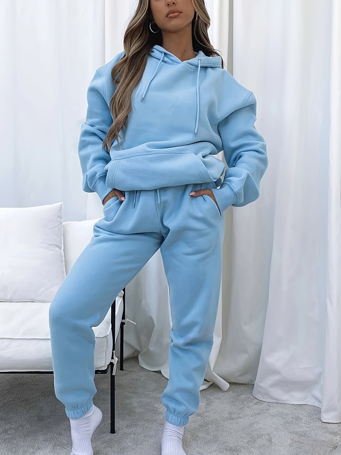 Chic Women's Hoodie & Jogger Set - Ultimate Comfort & Style