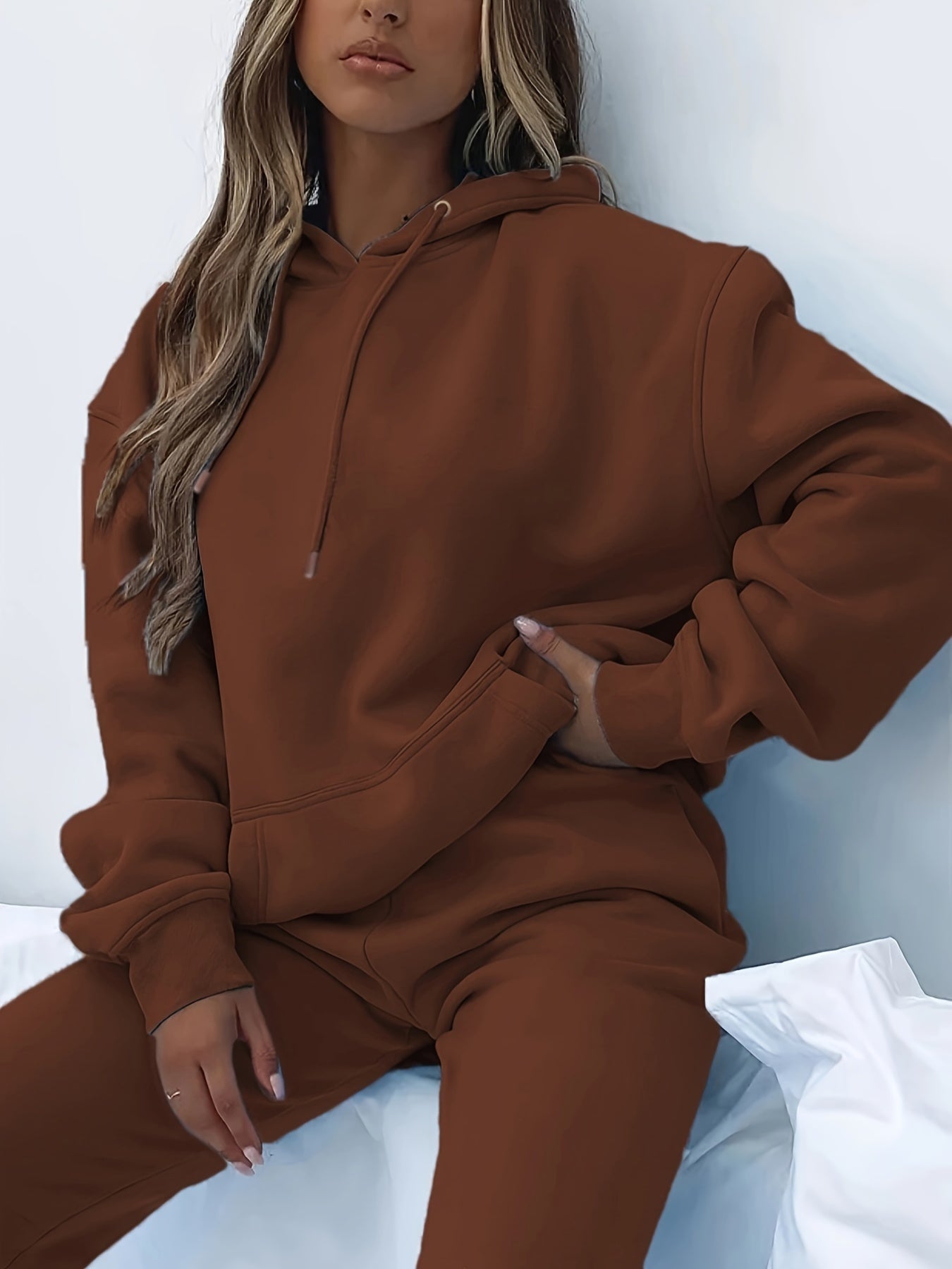 Chic Women's Hoodie & Jogger Set - Ultimate Comfort & Style