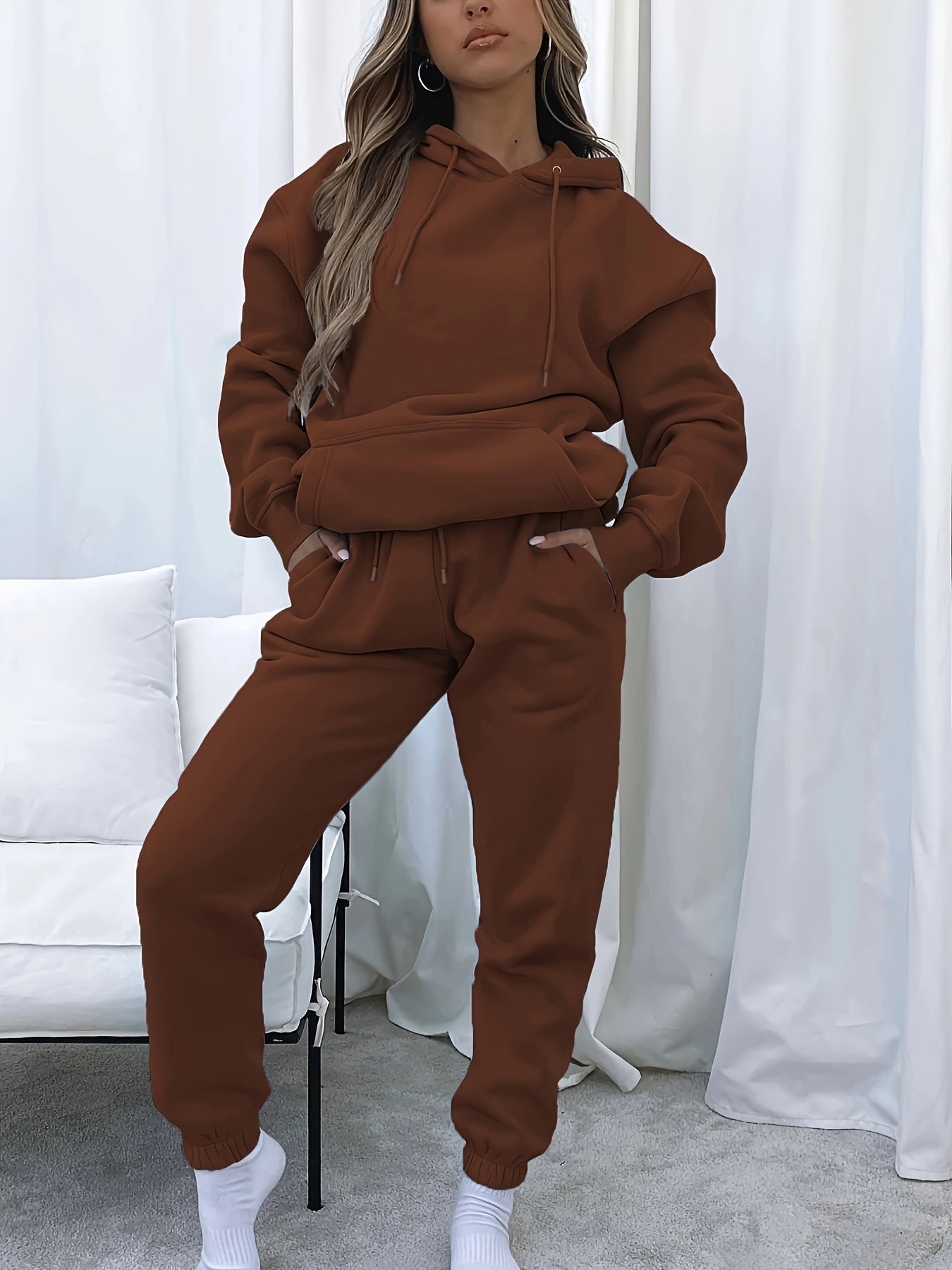 Chic Women's Hoodie & Jogger Set - Ultimate Comfort & Style