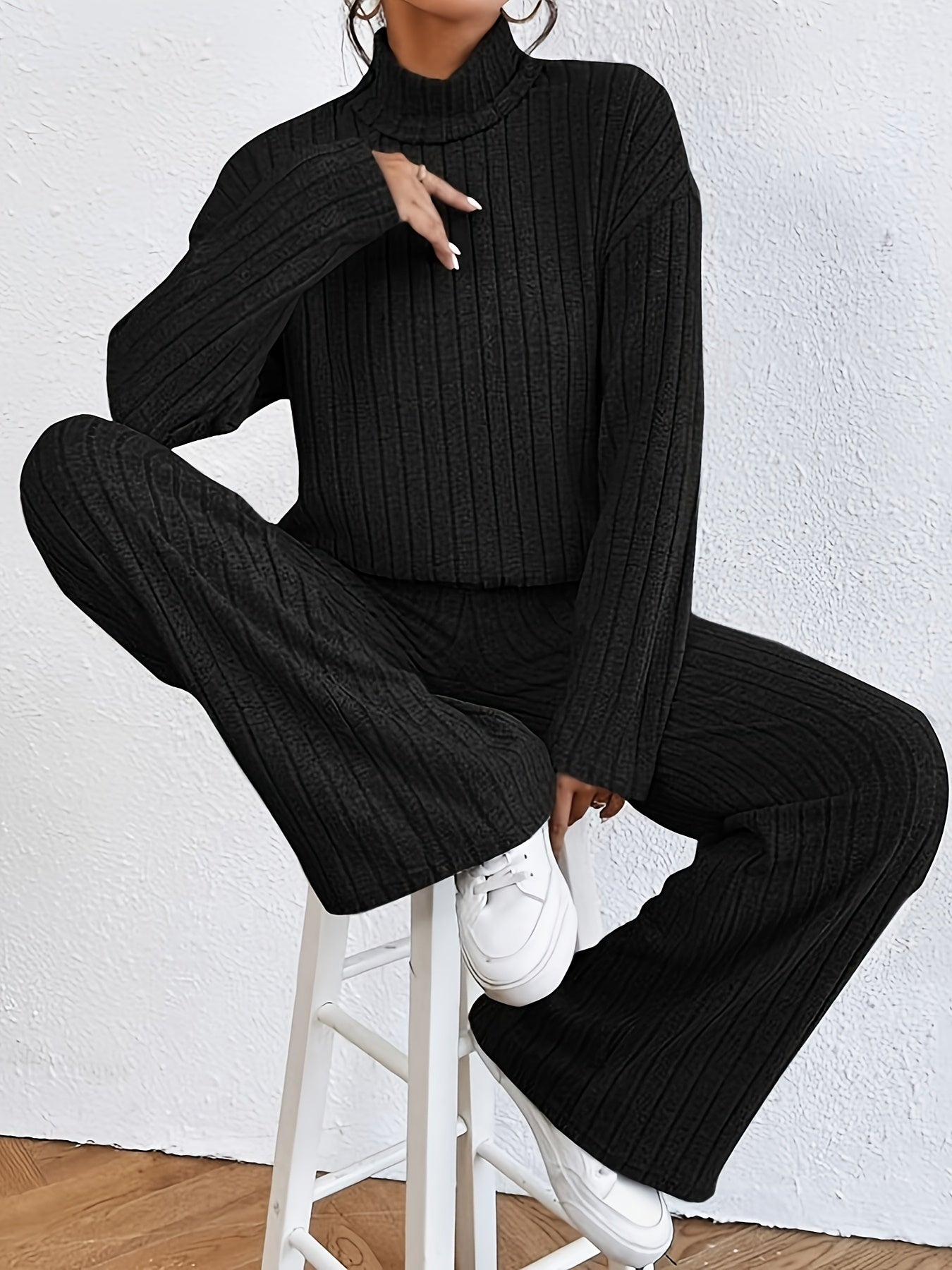 Chic Women's Turtleneck & Flared Pants Set - Stylish & Versatile