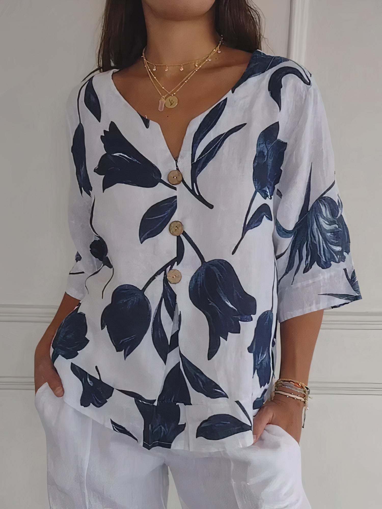 Stylish Floral Print Summer Blouse | Ezra - Perfect for Warm Days