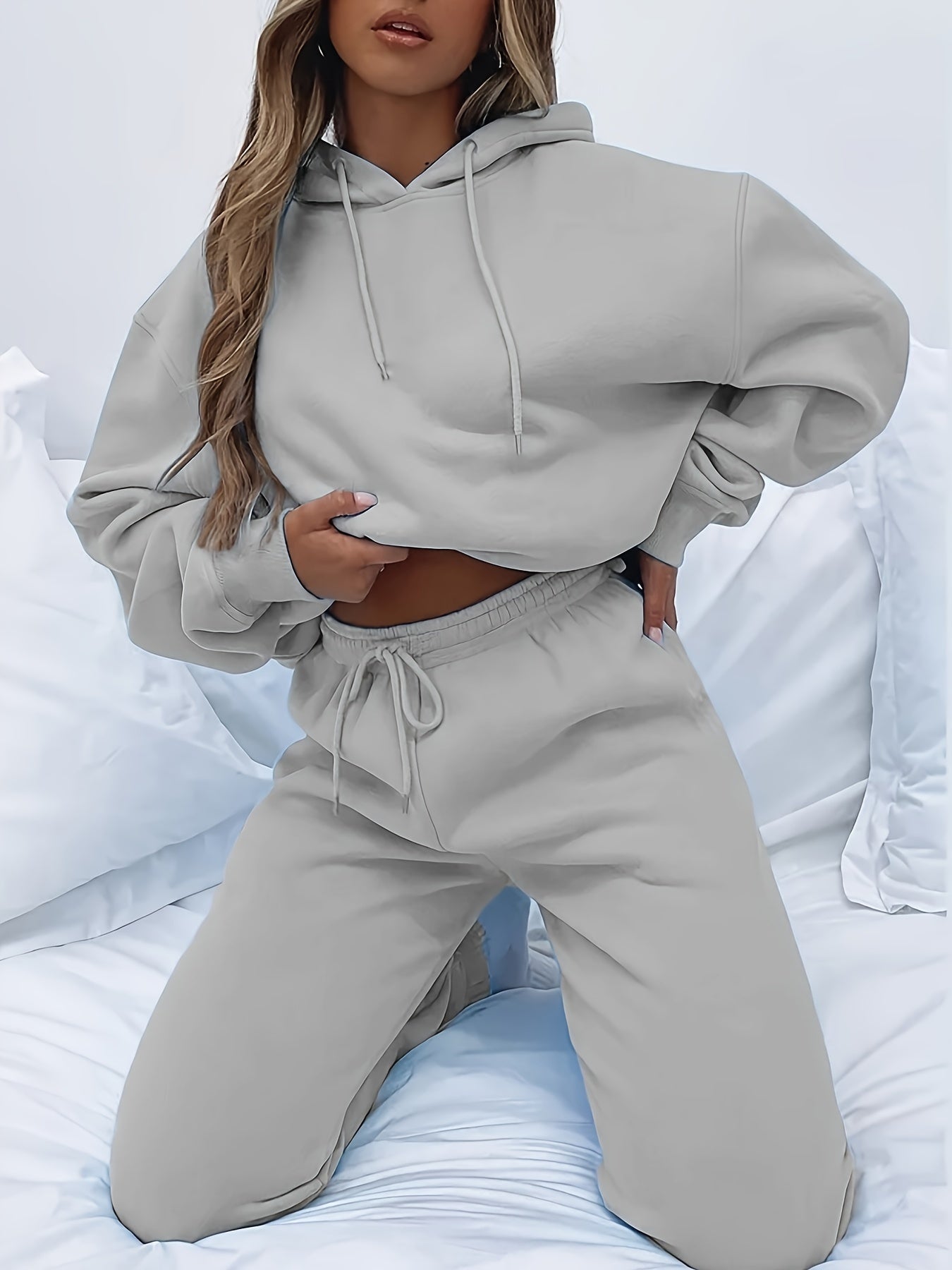 Chic Women's Hoodie & Jogger Set - Ultimate Comfort & Style