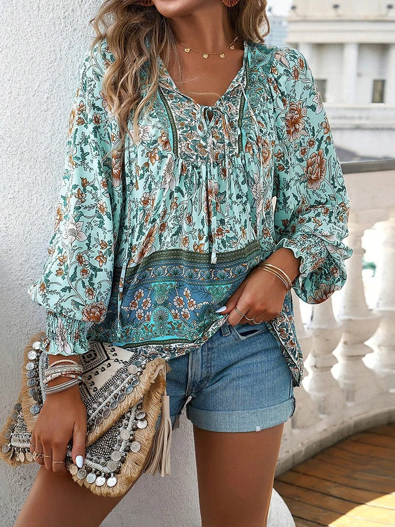 Chic Floral Summer Blouse for Women - Amelina: Stylish & Breezy