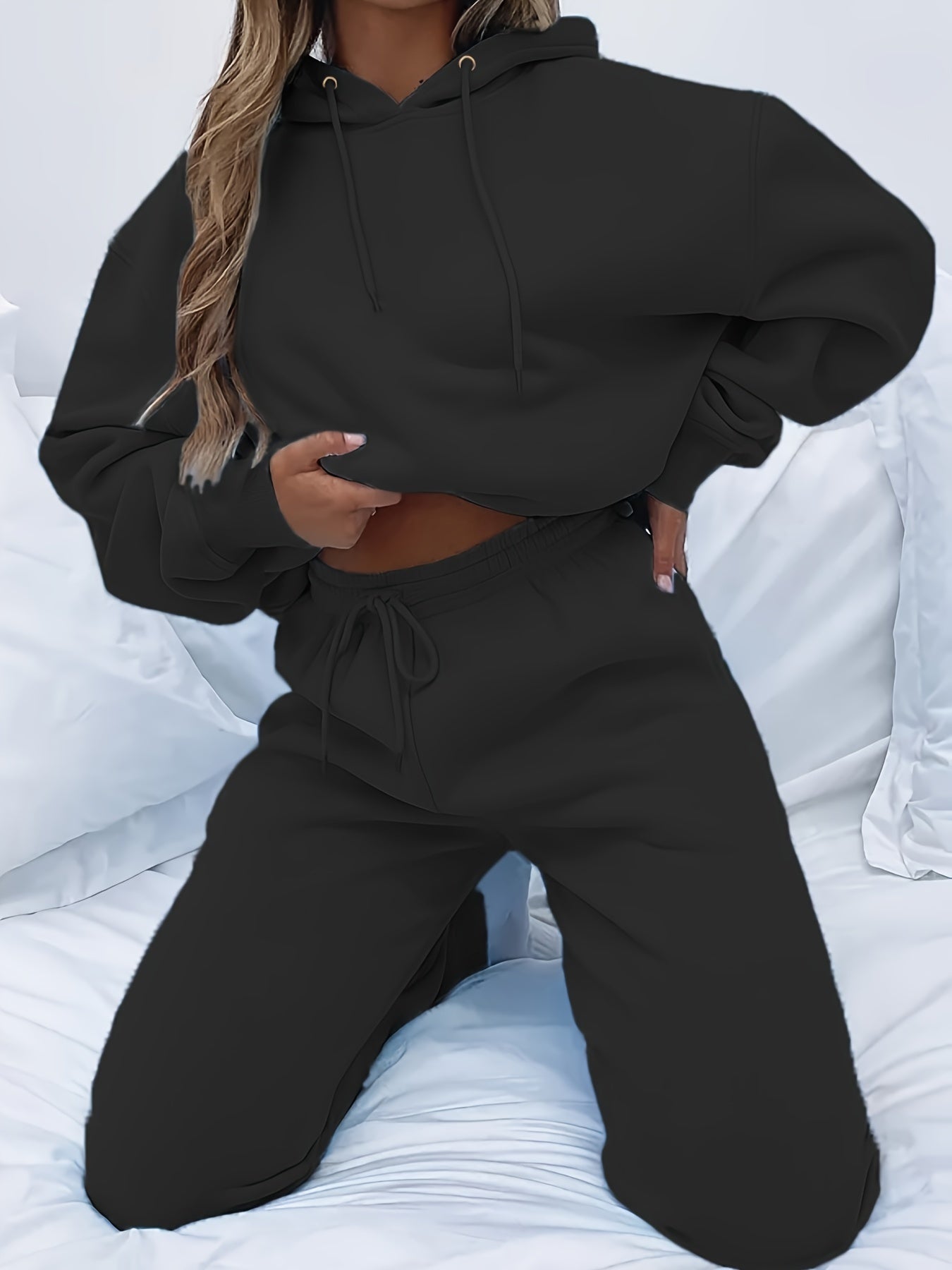 Chic Women's Hoodie & Jogger Set - Ultimate Comfort & Style